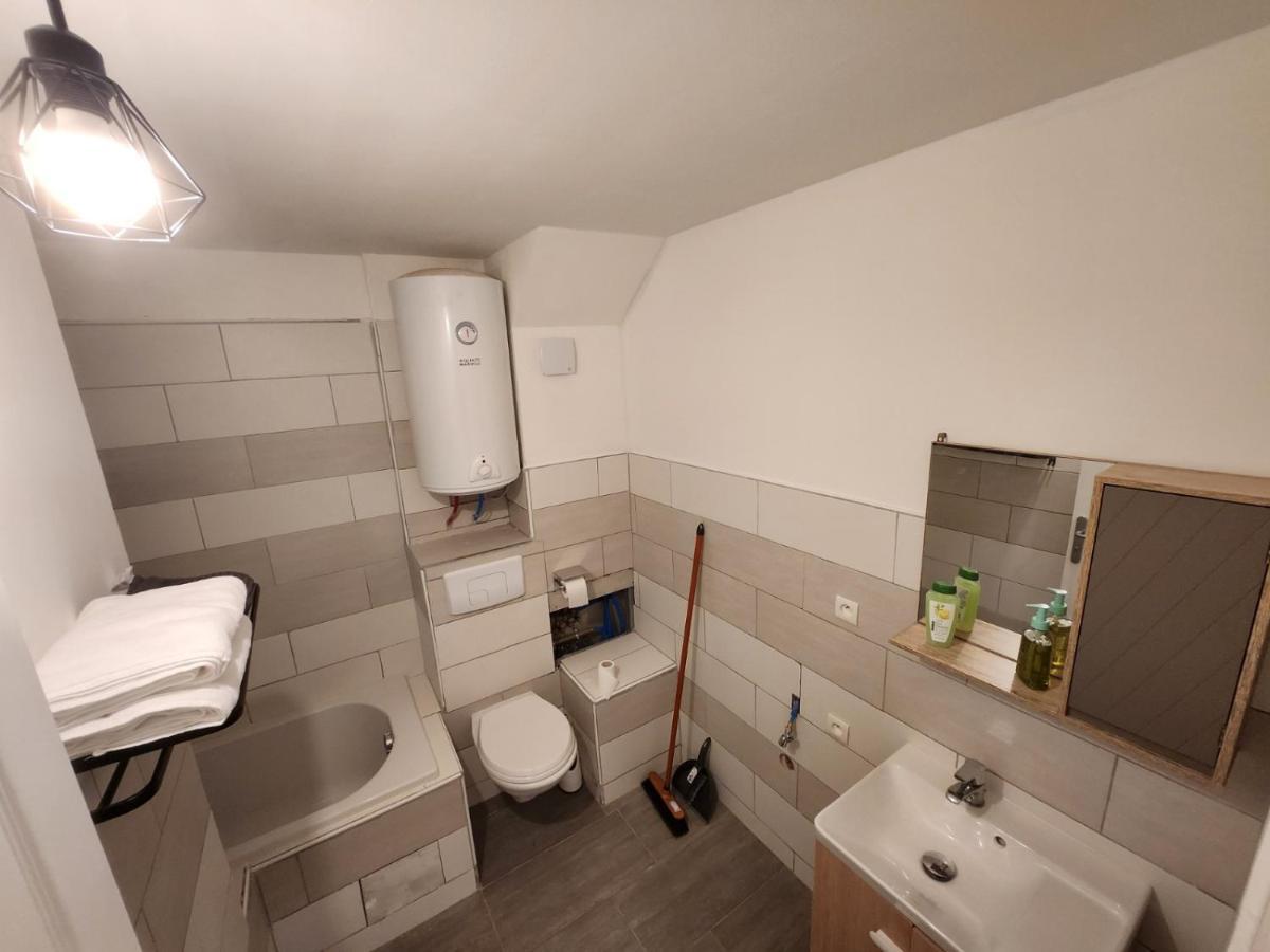 Agreable Appartement, Lumineux Bar-le-Duc Luaran gambar